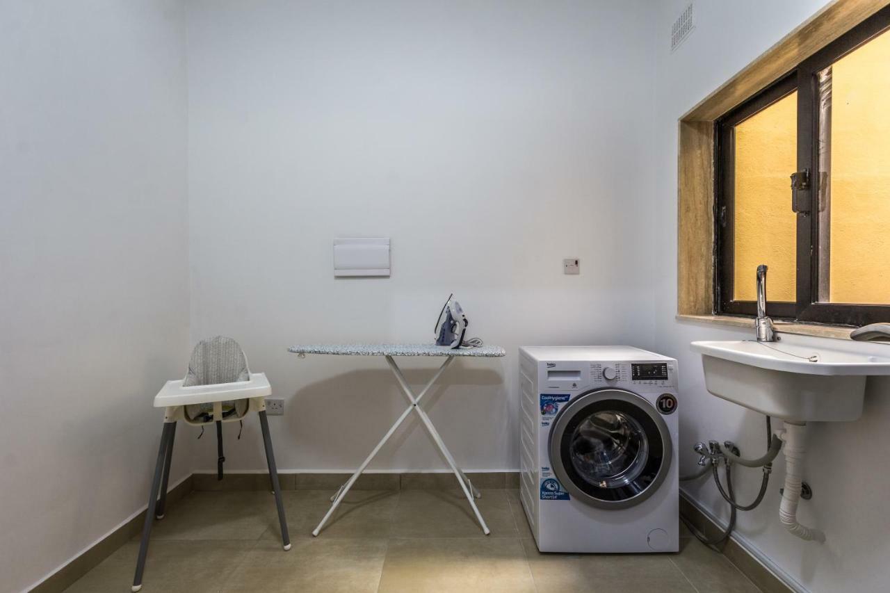 Sunny Modern Apartments Mellieha Exterior photo